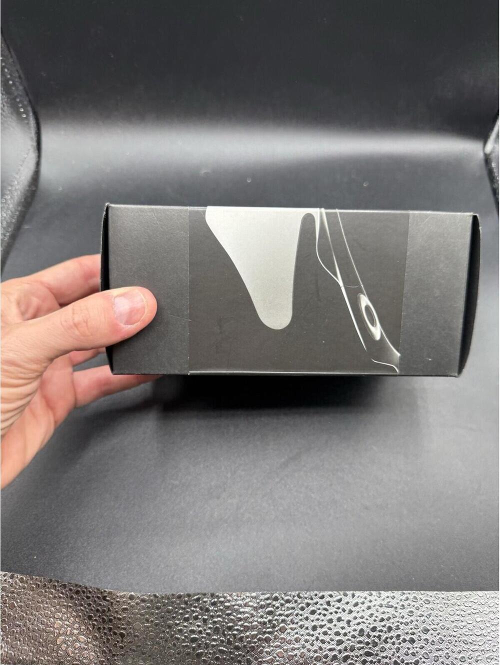 Oakley BOX For M Frame Strike Black - Picture 3 of 5